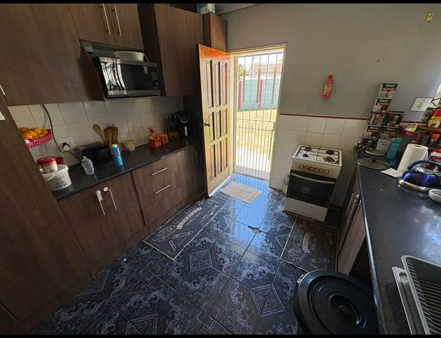3 BEDROOM HOUSE FOR SALE IN MINNEBRON